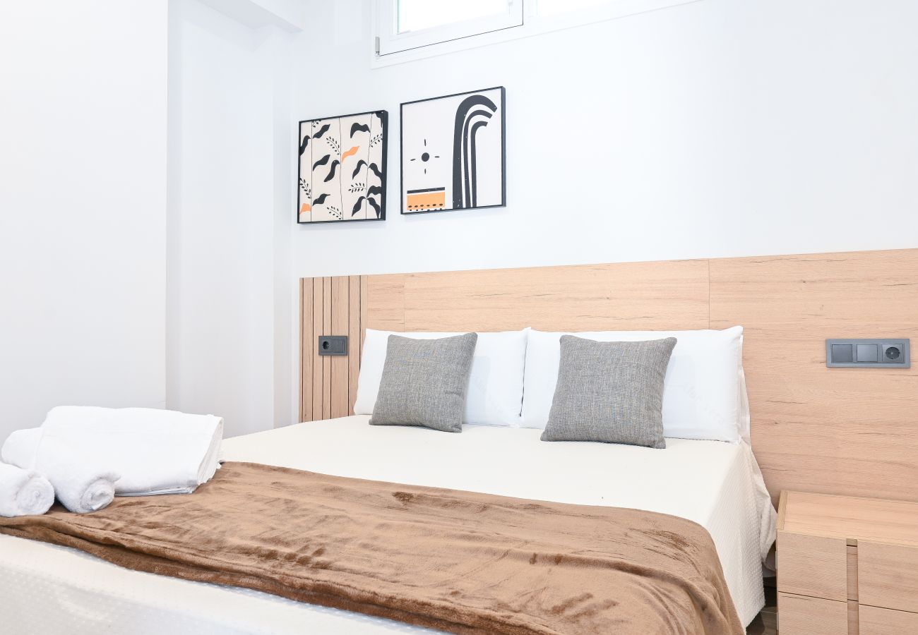 Apartamento en Madrid - Bonito apartamento de dos dormitorios en Hortaleza BOY5B