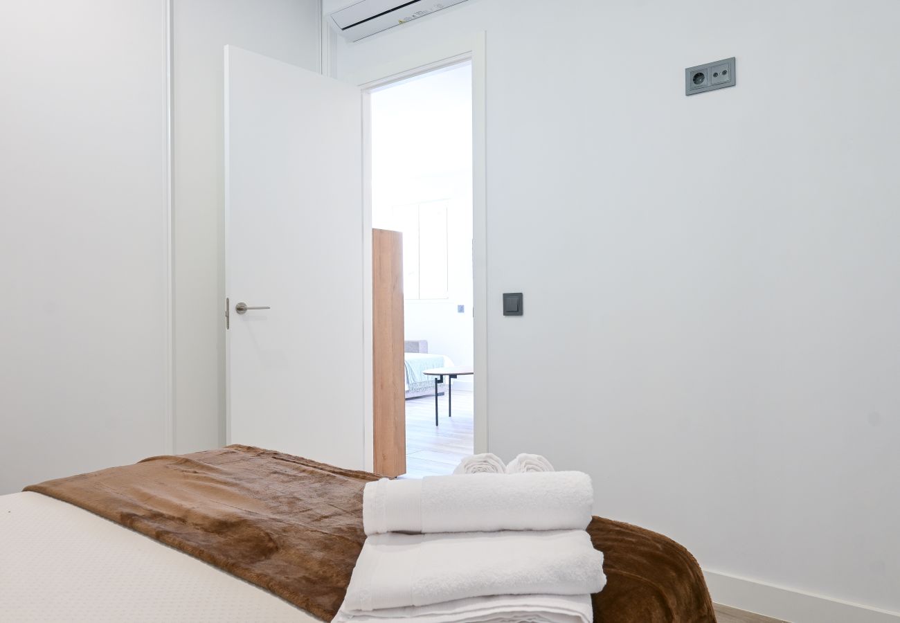 Apartamento en Madrid - Bonito apartamento de dos dormitorios en Hortaleza BOY5B