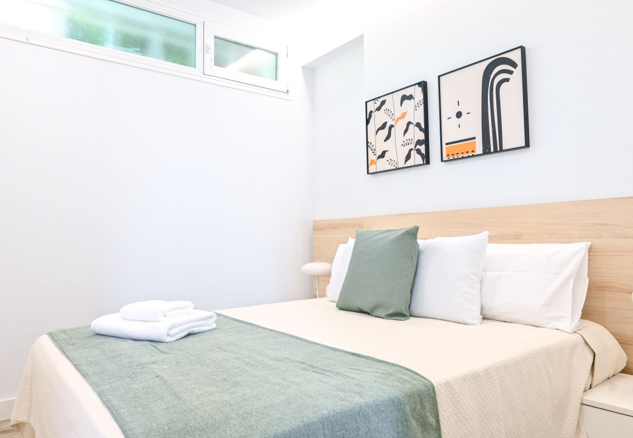 Apartamento en Madrid - Bonito apartamento de dos dormitorios en Hortaleza BOY5A