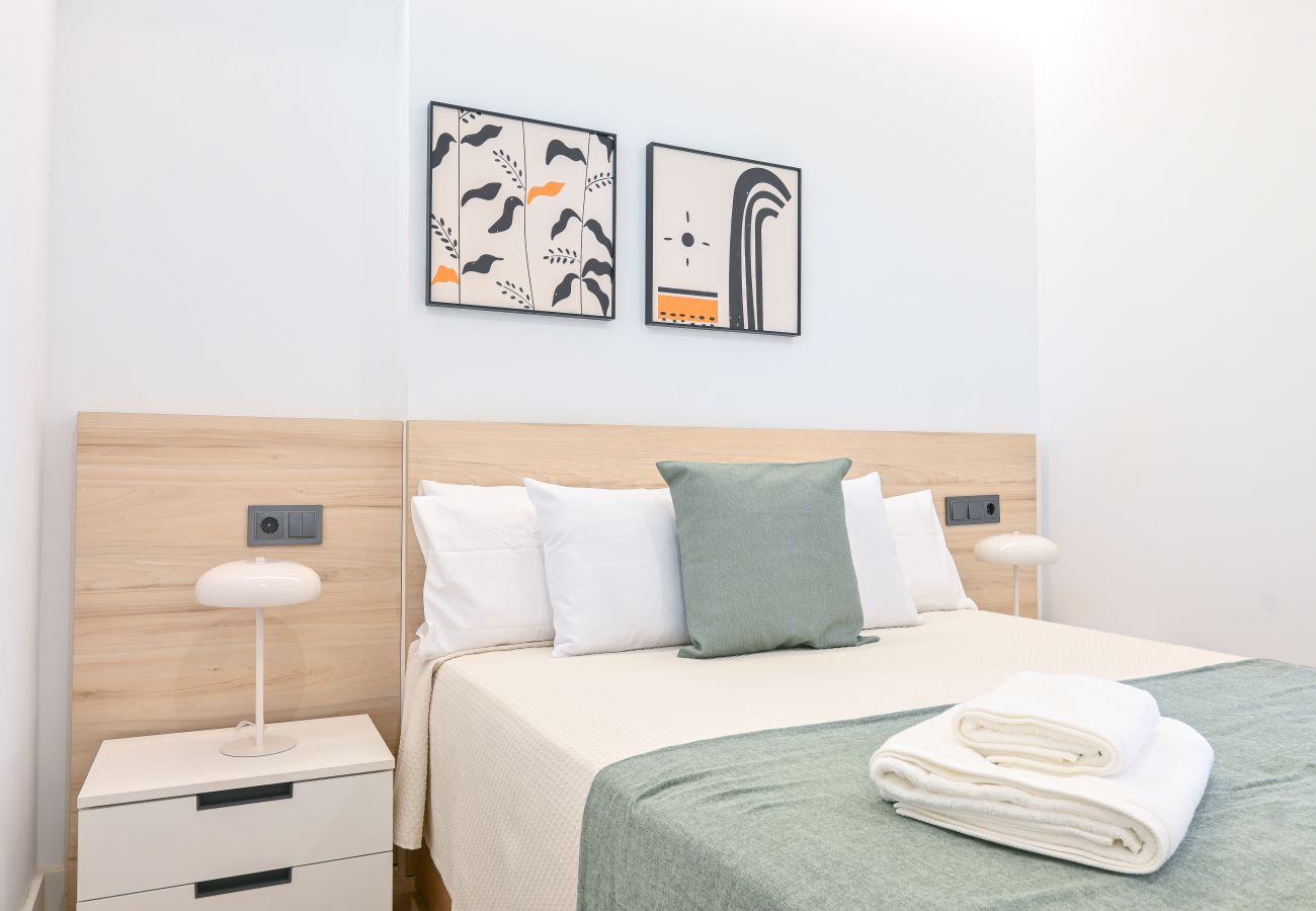 Apartamento en Madrid - Bonito apartamento de dos dormitorios en Hortaleza BOY5A