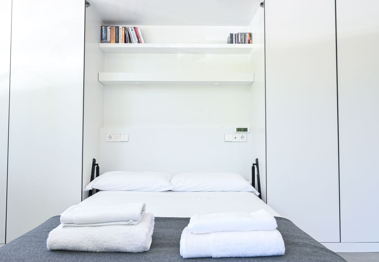 Estudio en Madrid - Espectacular apartamento con área de trabajo en Usera