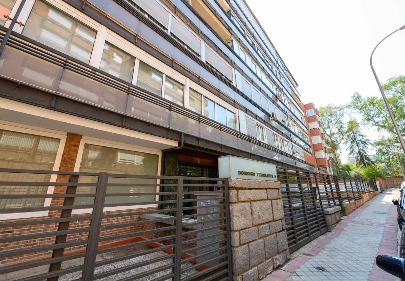 Apartamento en Madrid - Bonito Apartamento con Terraza en Chamartín 