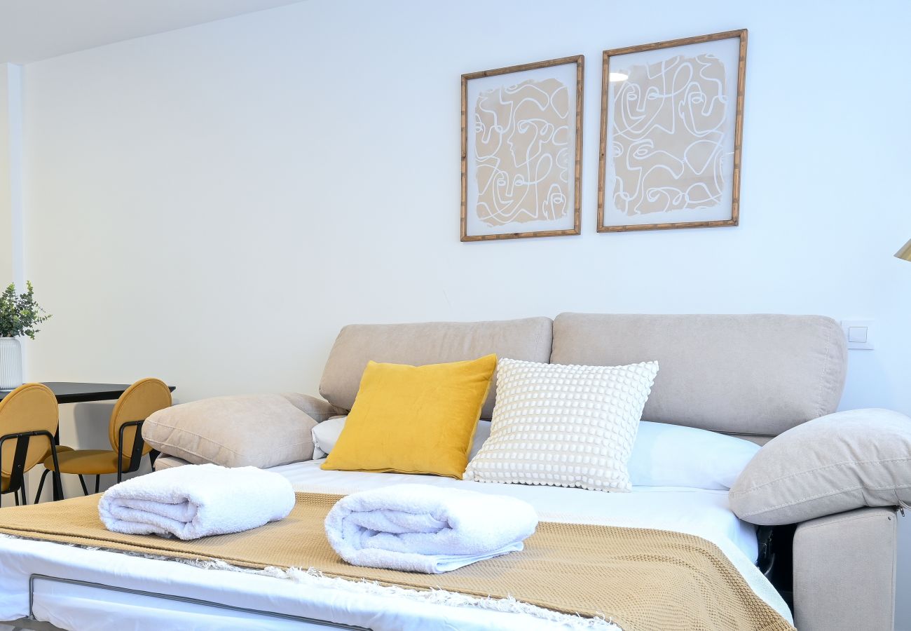 Apartamento en Madrid - Amplio apartamento en Pasaje Virgen de la Alegría 