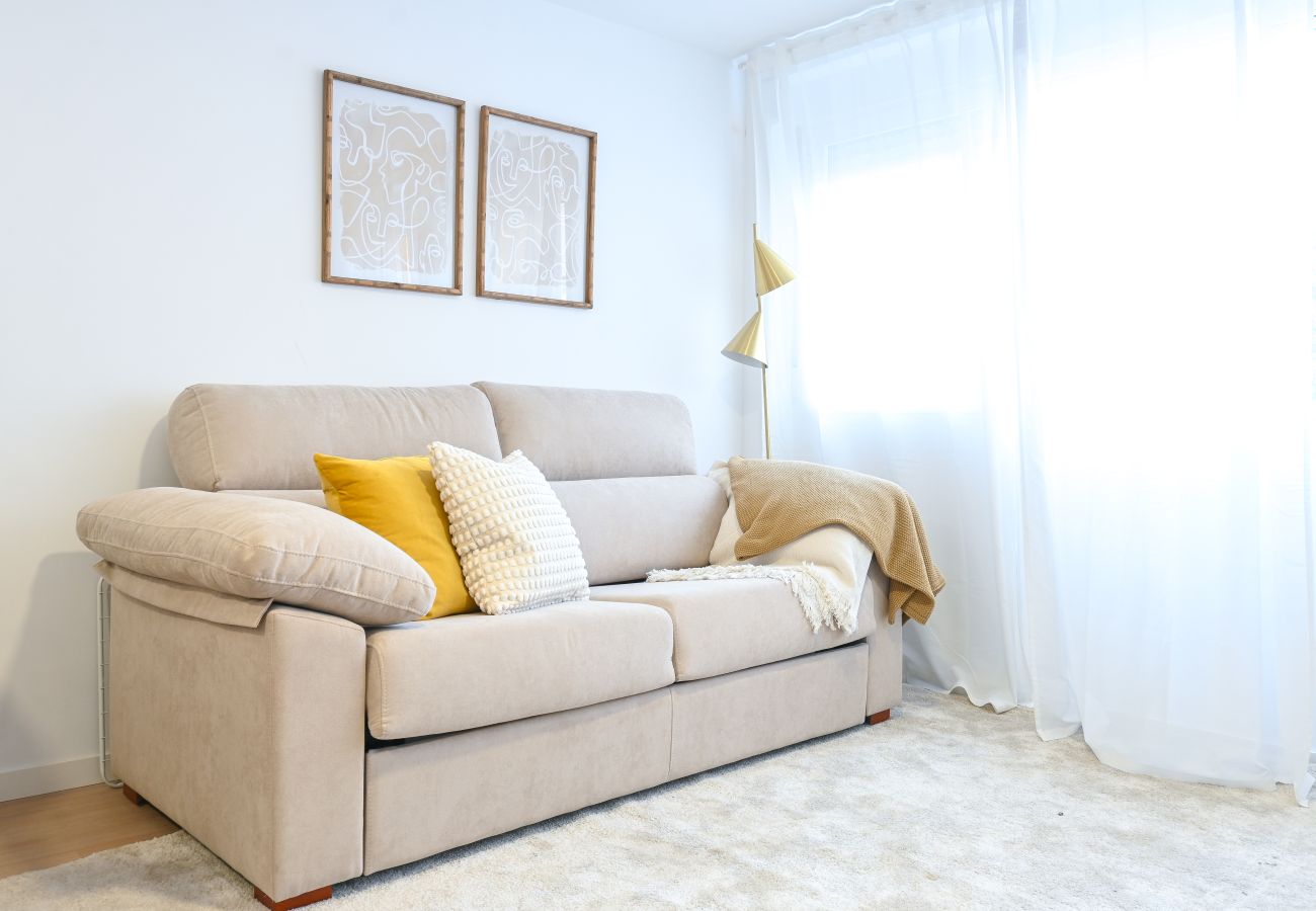 Apartamento en Madrid - Amplio apartamento en Pasaje Virgen de la Alegría 