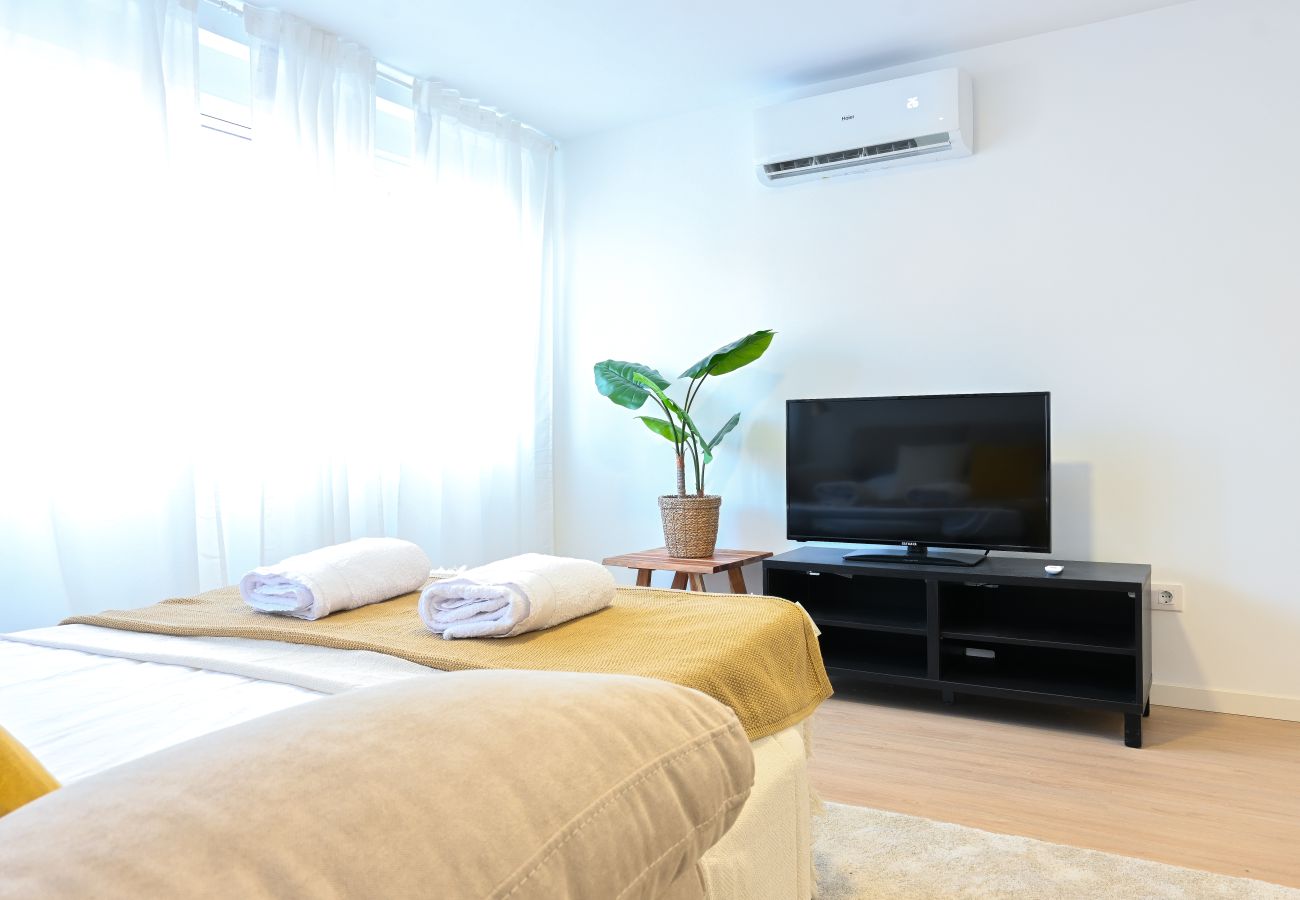 Apartamento en Madrid - Amplio apartamento en Pasaje Virgen de la Alegría 