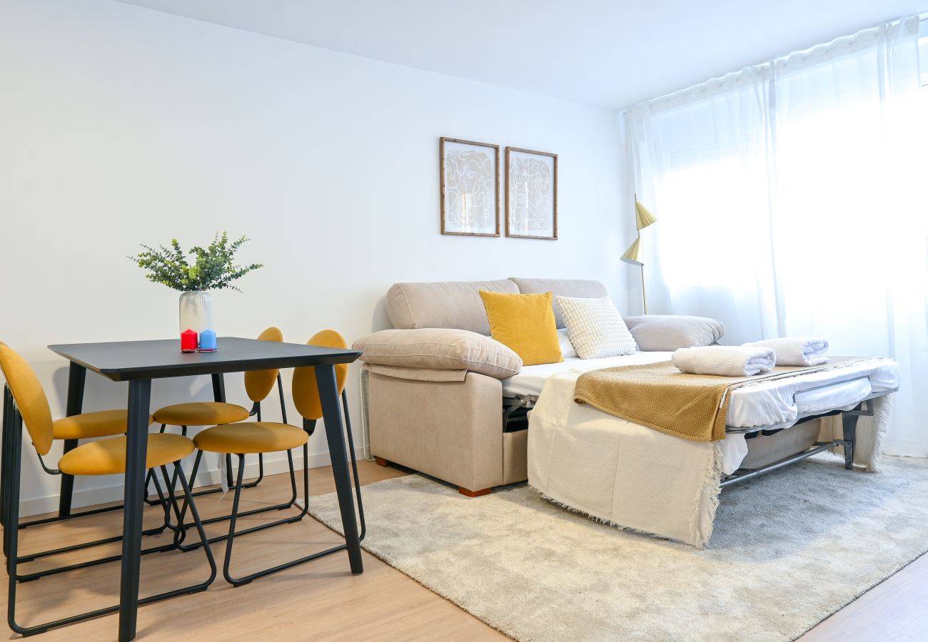 Apartamento en Madrid - Amplio apartamento en Pasaje Virgen de la Alegría 