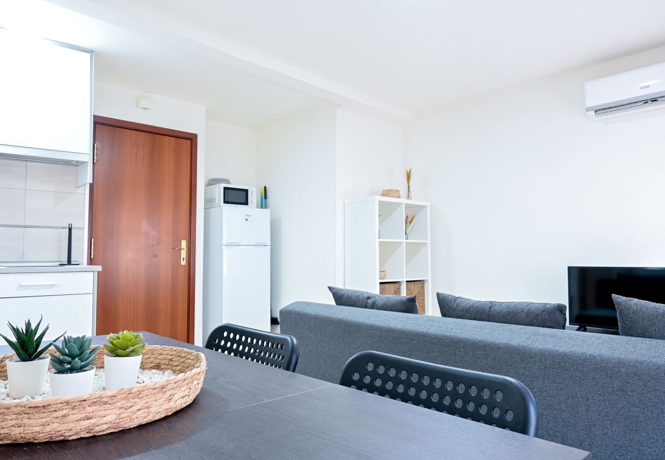 Apartamento en Madrid - M (MDV1ºA) Acogedor Apartamento en Vallecas 