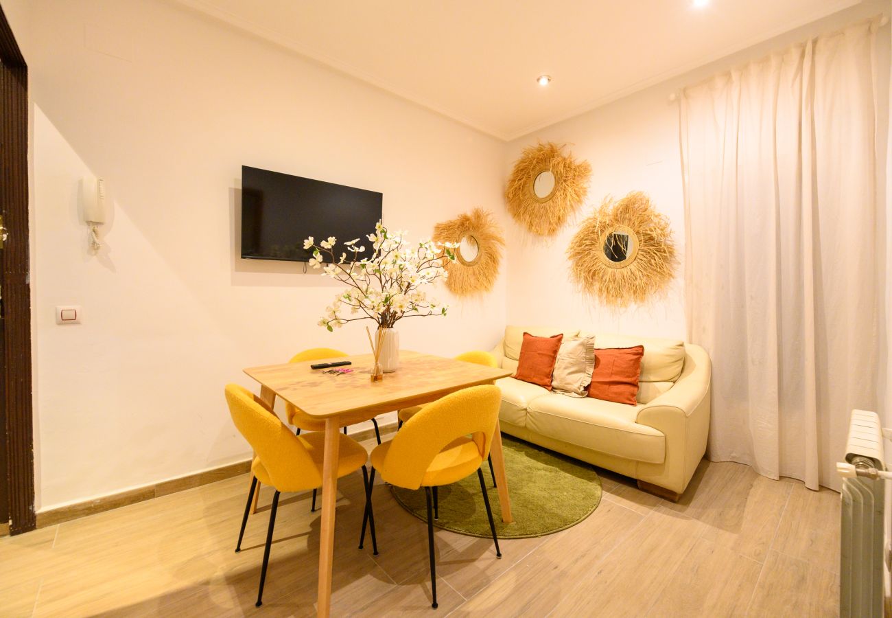 Apartamento en Madrid -  Encantador Apartamento en La Latina con Patio compartido PAL10