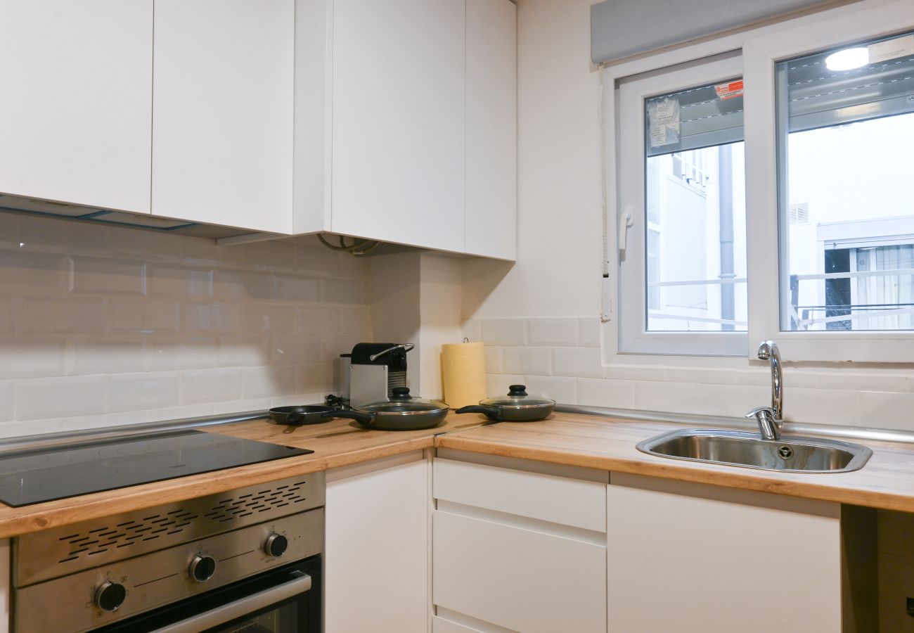 Apartamento en Madrid -  M (VIL27)Acogedor apartamento  de tres dormitorios  con balcón en Villaverde  