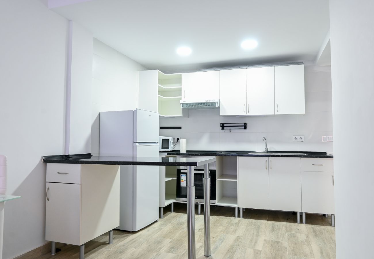 Apartamento en Madrid - M (MMA322A)Acogedor apartamento de un dormitorio en Chamartin