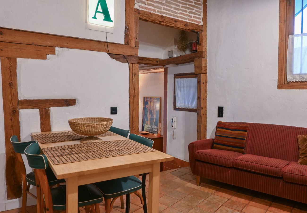 Apartamento en Madrid - Magnifica vivienda con balcones a pocos minutos del Centro de Madrid M (AMA23)