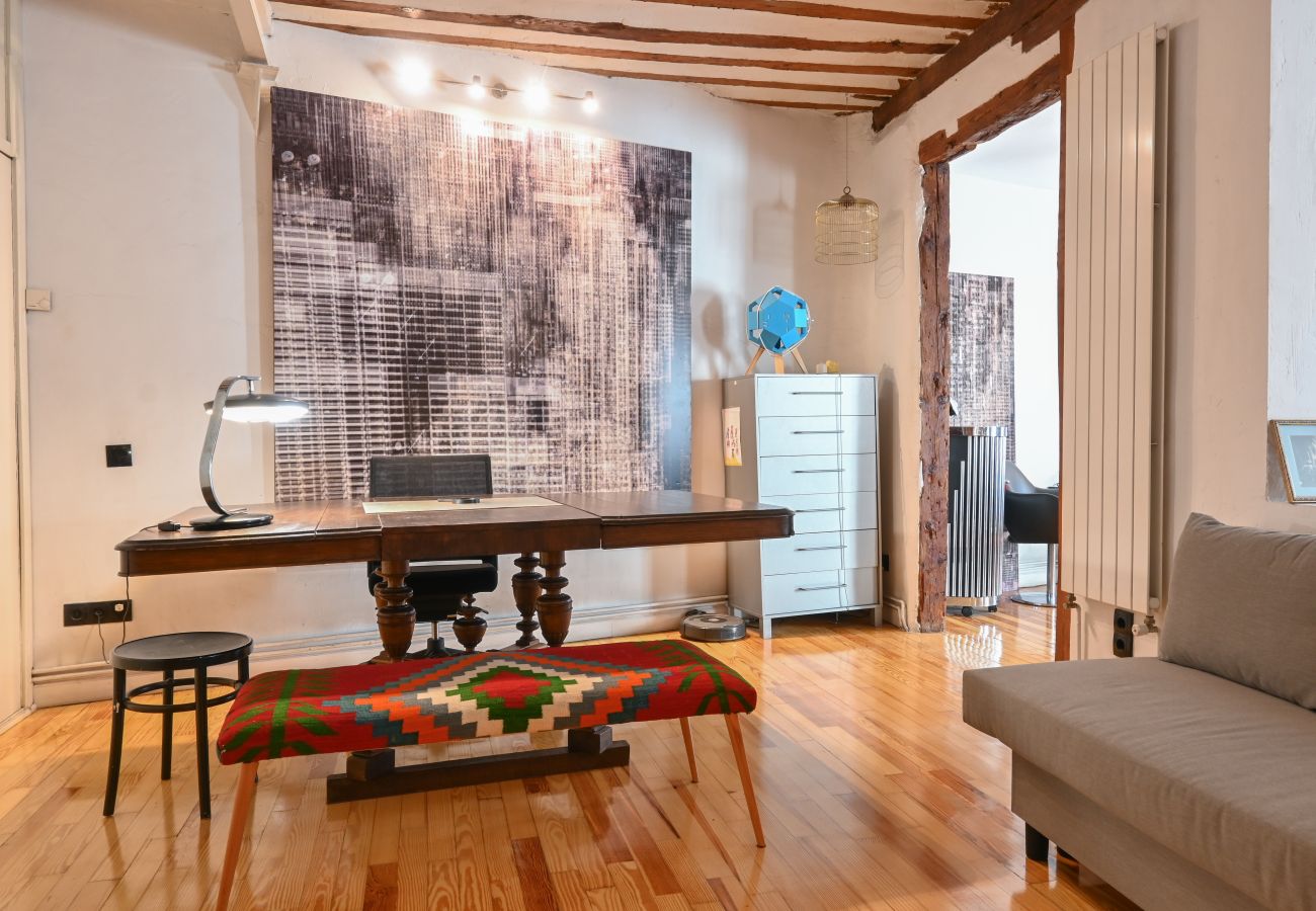 Apartamento en Madrid - Magnifica vivienda con balcones a pocos minutos del Centro de Madrid M (AMA23)