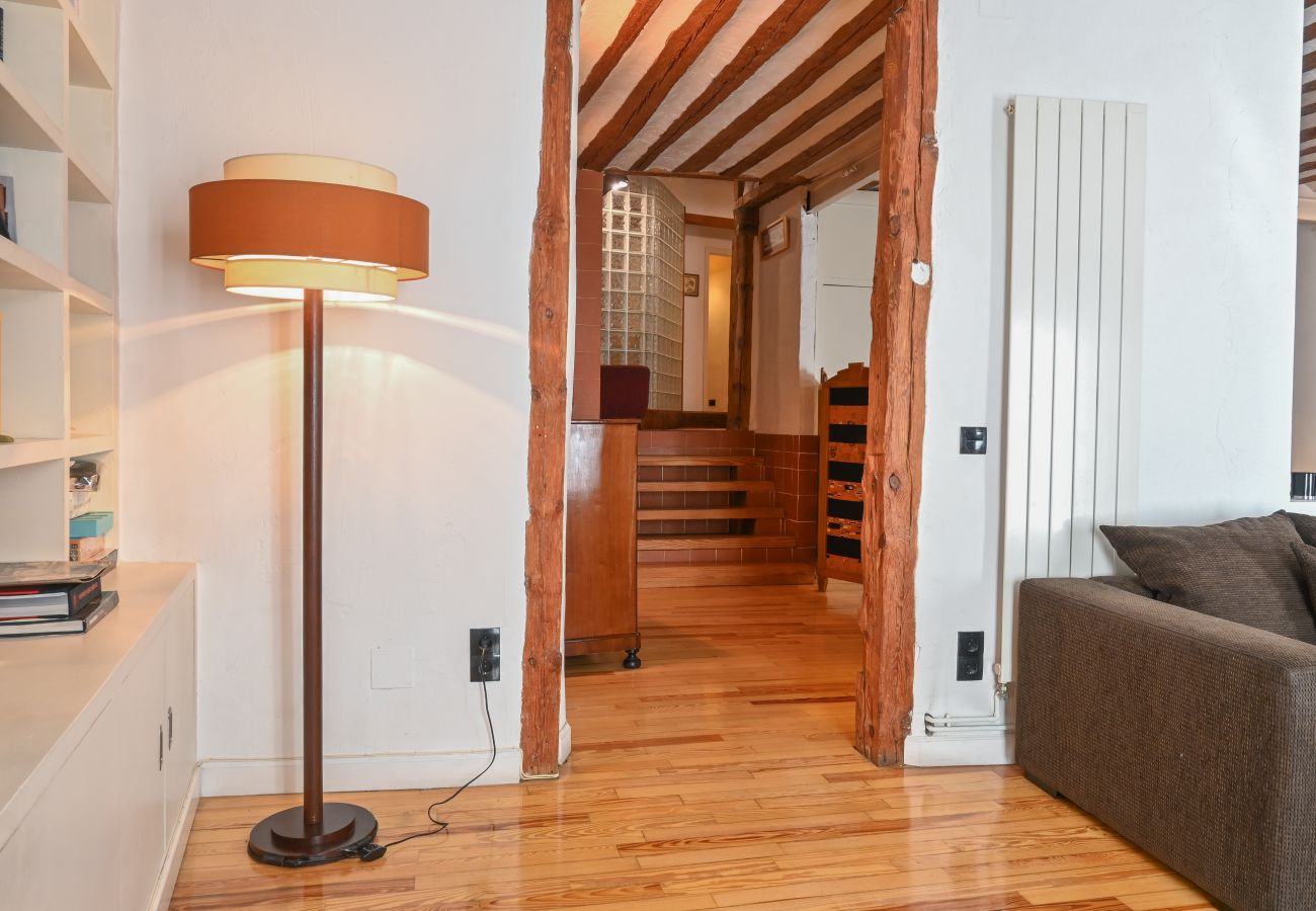 Apartamento en Madrid - Magnifica vivienda con balcones a pocos minutos del Centro de Madrid M (AMA23)