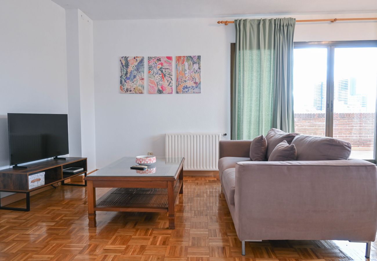 Apartamento en Madrid -  Dúplex Ático con Espectaculares Vistas al Parque en Tetuán