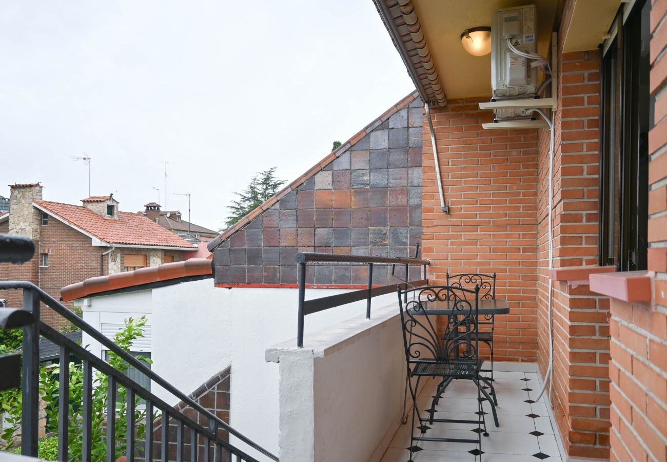 Apartamento en Alcobendas -  Vivienda Ideal: Espacio Acogedor en Alcobendas con Terraza Privada