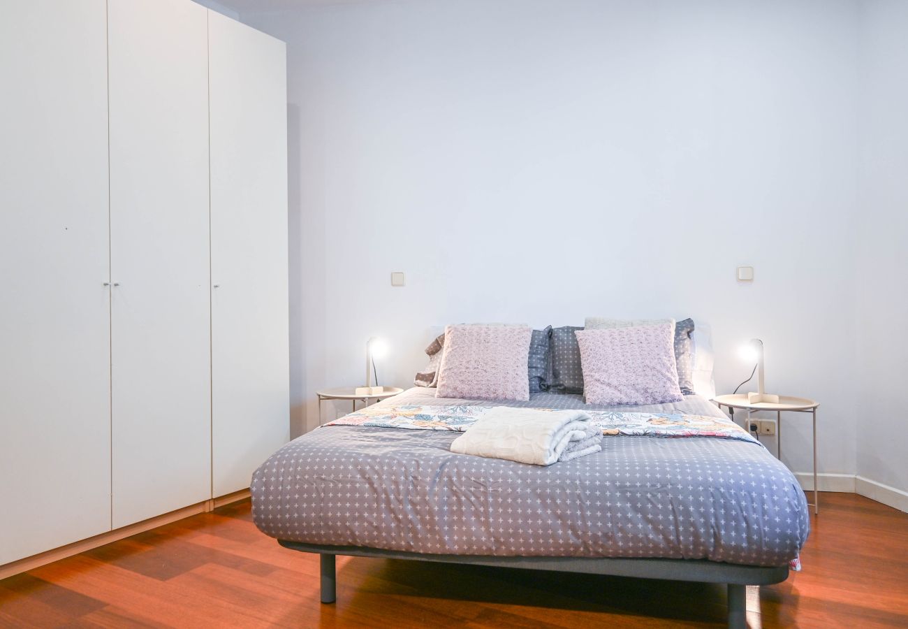 Apartamento en Madrid - M (FSI51)Elegante Apartamento con Balcones en el Corazón del Barrio de Salamanca