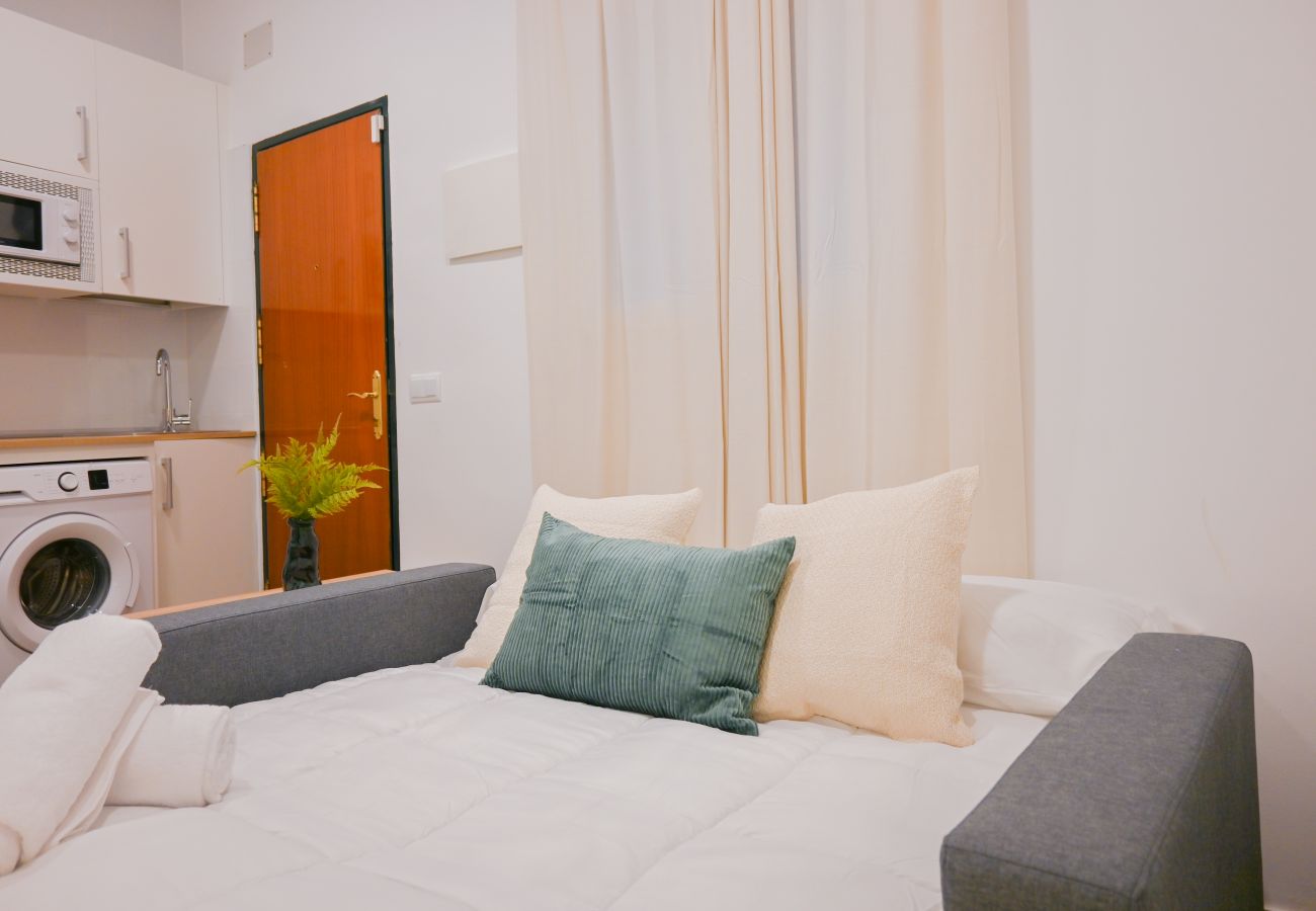 Apartamento en Madrid - Moderno y Acogedor Apartamento en Vallecas: Tu Refugio en Madrid