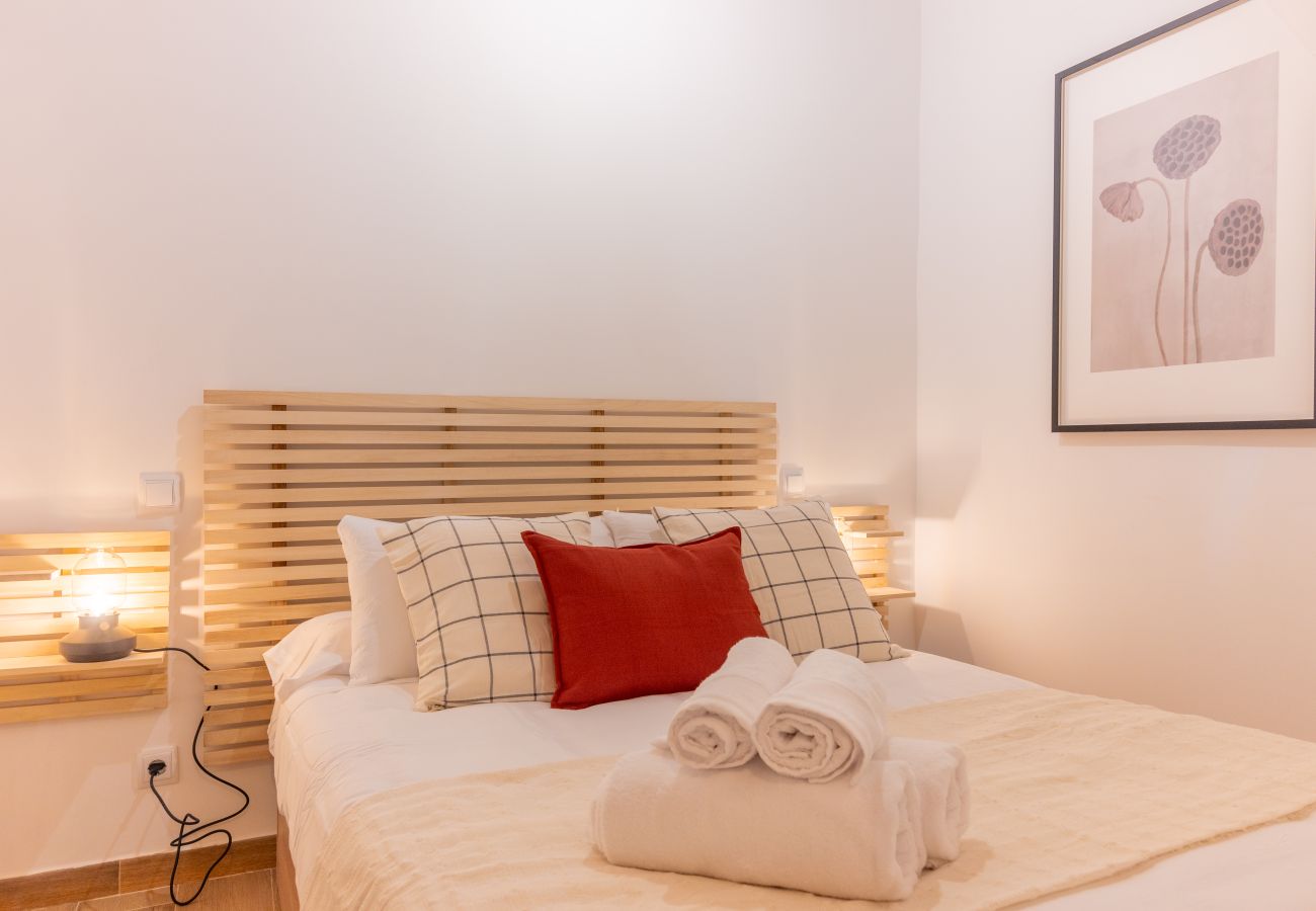 Apartamento en Madrid - Apartamento Moderno y Luminoso en el Corazón de Vallecas