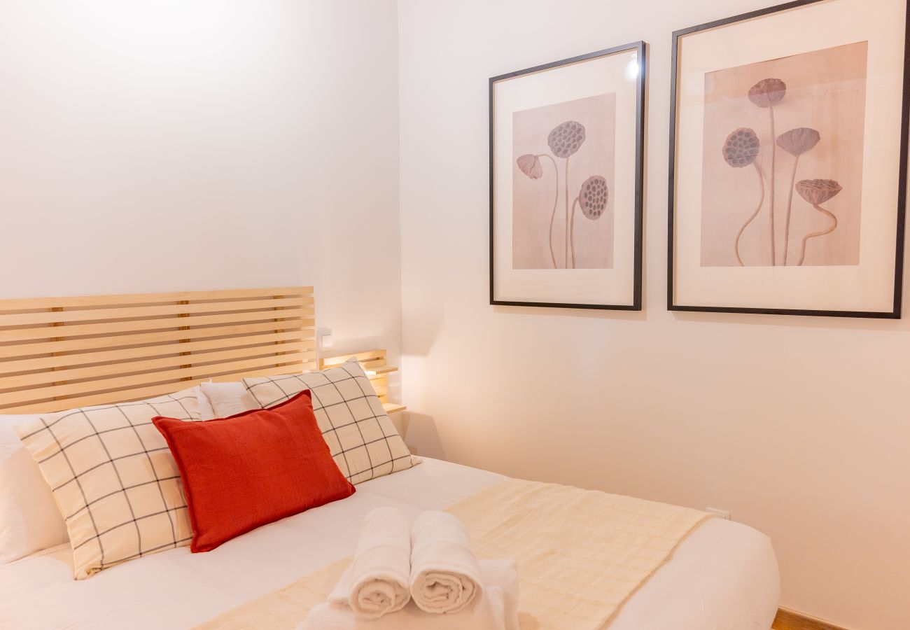 Apartamento en Madrid - Apartamento Moderno y Luminoso en el Corazón de Vallecas