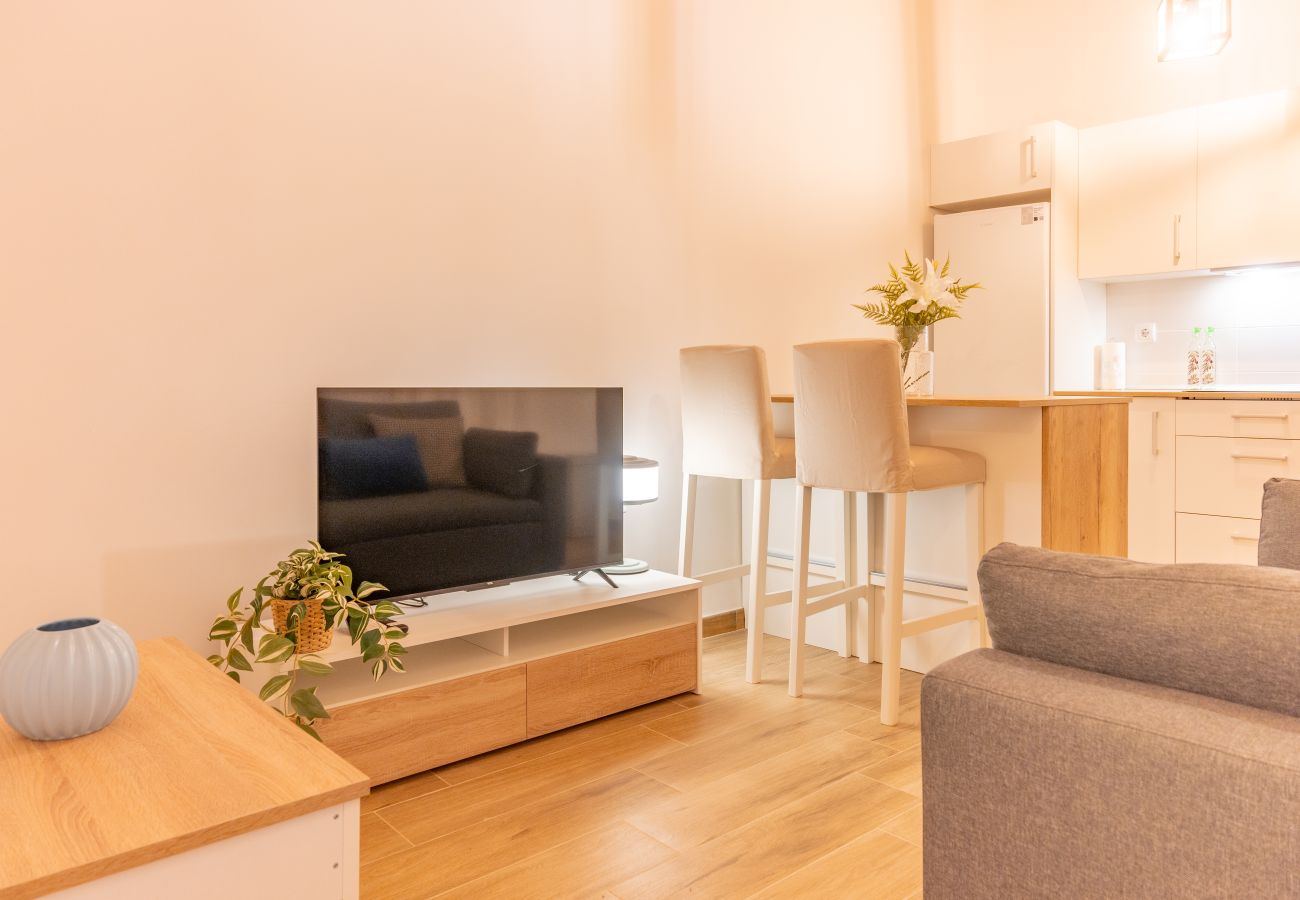 Apartamento en Madrid - Apartamento Moderno y Luminoso en el Corazón de Vallecas