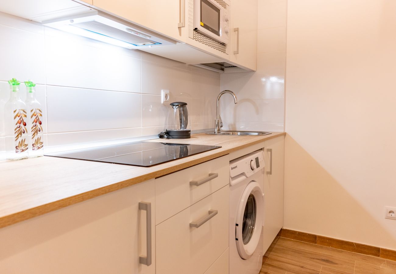 Apartamento en Madrid - Apartamento Moderno y Luminoso en el Corazón de Vallecas