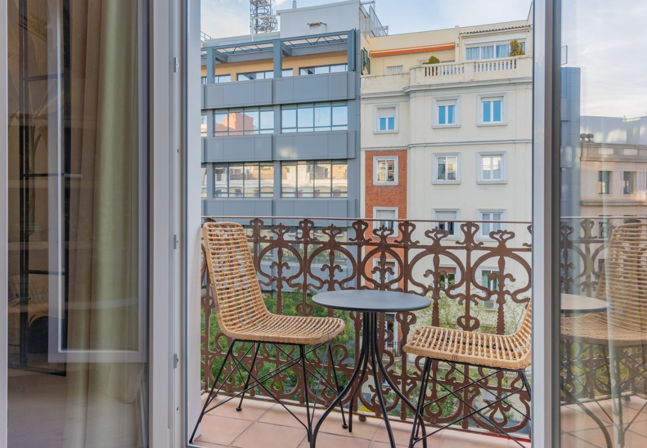 Apartamento en Madrid - Elegante y Acogedor Apartamento con Encanto en Salamanca	