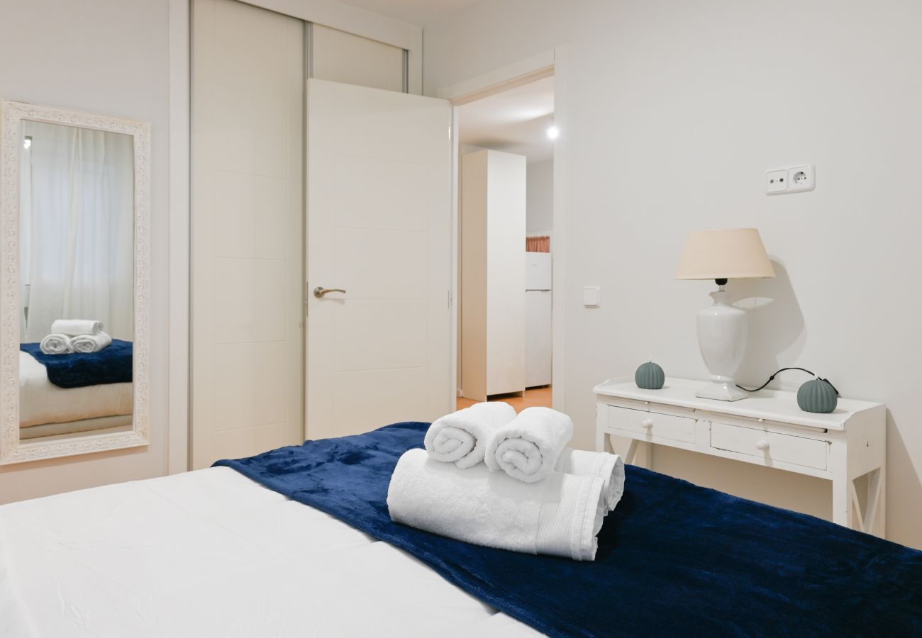 Apartamento en Madrid - Piso Amplio y Cálido en Madrid: Ideal para tu Estancia Perfecta