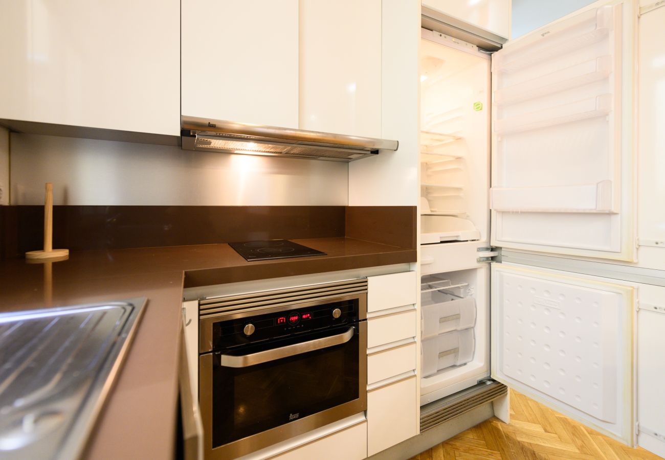 Apartamento en Madrid - Elegante vivienda de 3 habitaciones en el centro de Madrid 