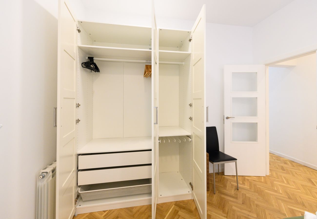 Apartamento en Madrid - Elegante vivienda de 3 habitaciones en el centro de Madrid 