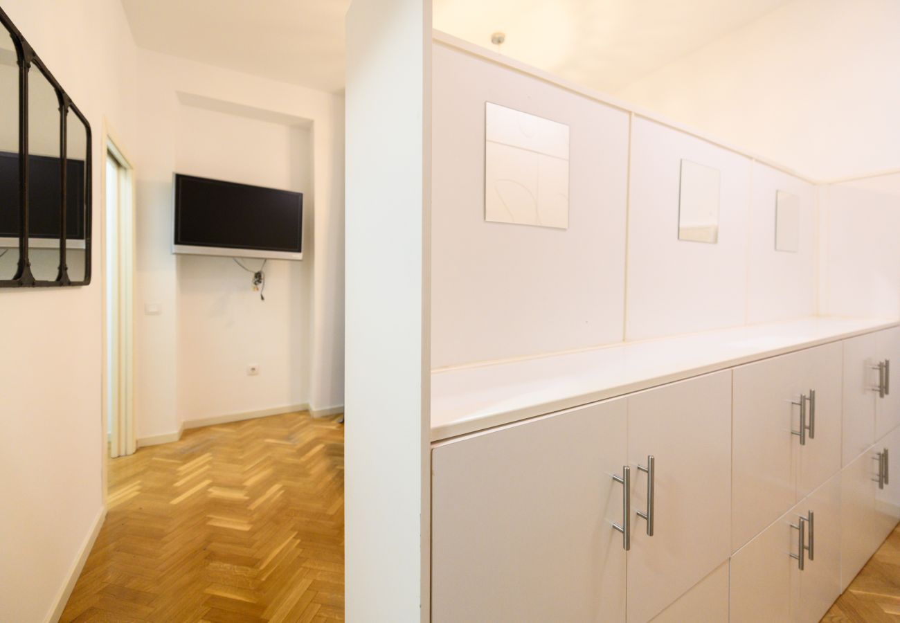 Apartamento en Madrid - Elegante vivienda de 3 habitaciones en el centro de Madrid 