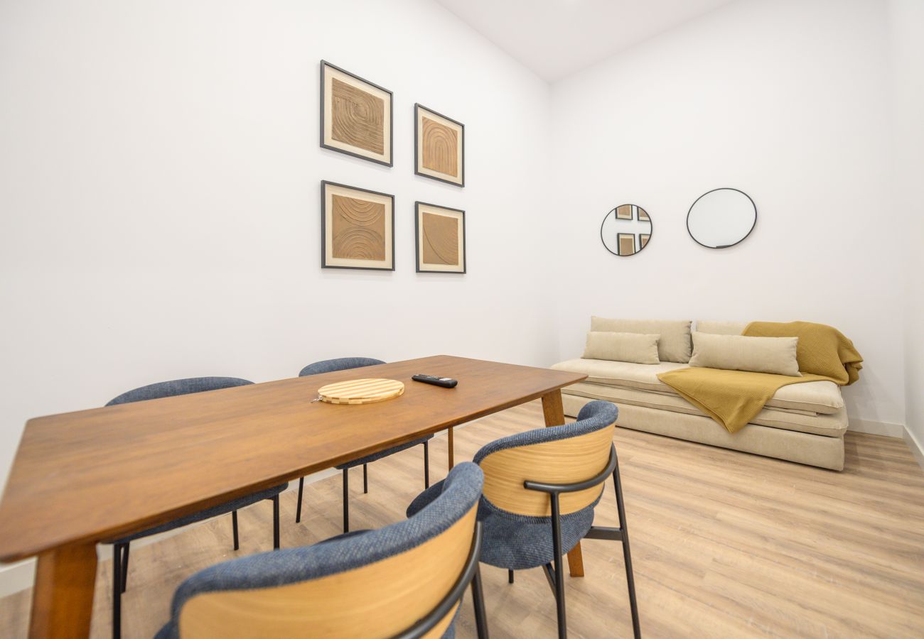 Apartamento en Madrid - Confort y estilo urbano: tu piso perfecto con 3 habitaciones 