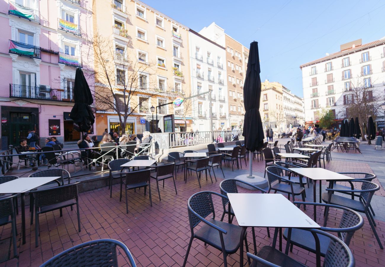 Apartamento en Madrid -  Exclusivo piso con balcones y vistas en ubicación privilegiada 