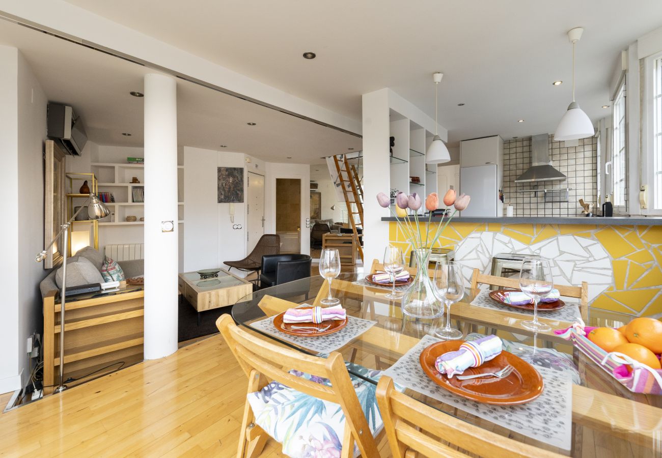 Apartamento en Madrid - Ático con amplia terraza y vistas panorámicas en Madrid