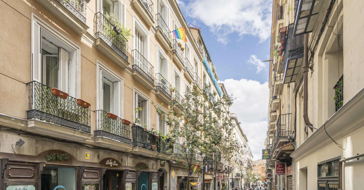 Barrio de Chueca, la mejor zona para alojarse en Madrid