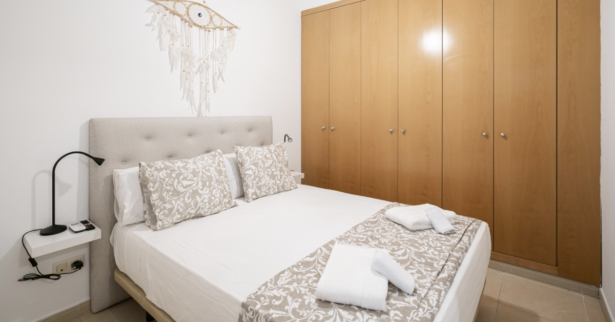 Dormitorio en Barrio de Chueca, la mejor zona para alojarse en Madrid