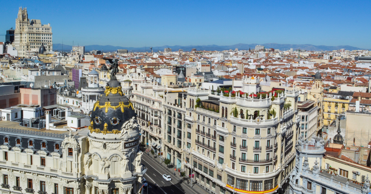 Gran vía, la mejor zona para alojarse en Madrid