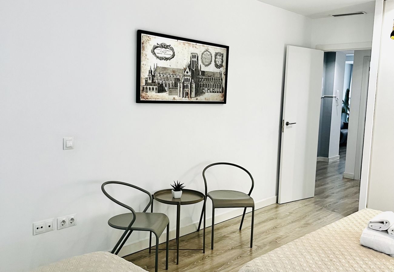 Apartment in Valencia / València - TH Ayuntamiento 1A 