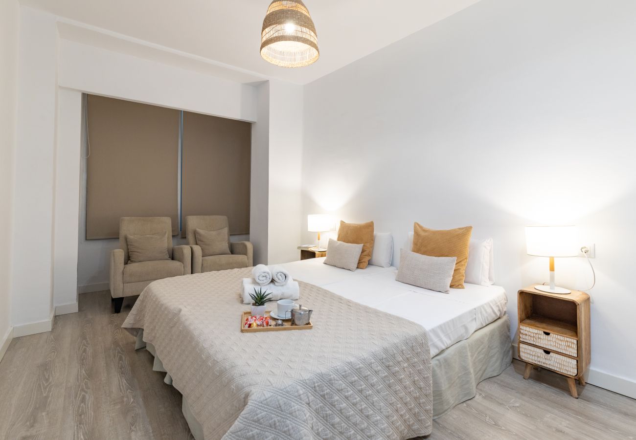 Apartment in Valencia / València - TH Ayuntamiento 1B