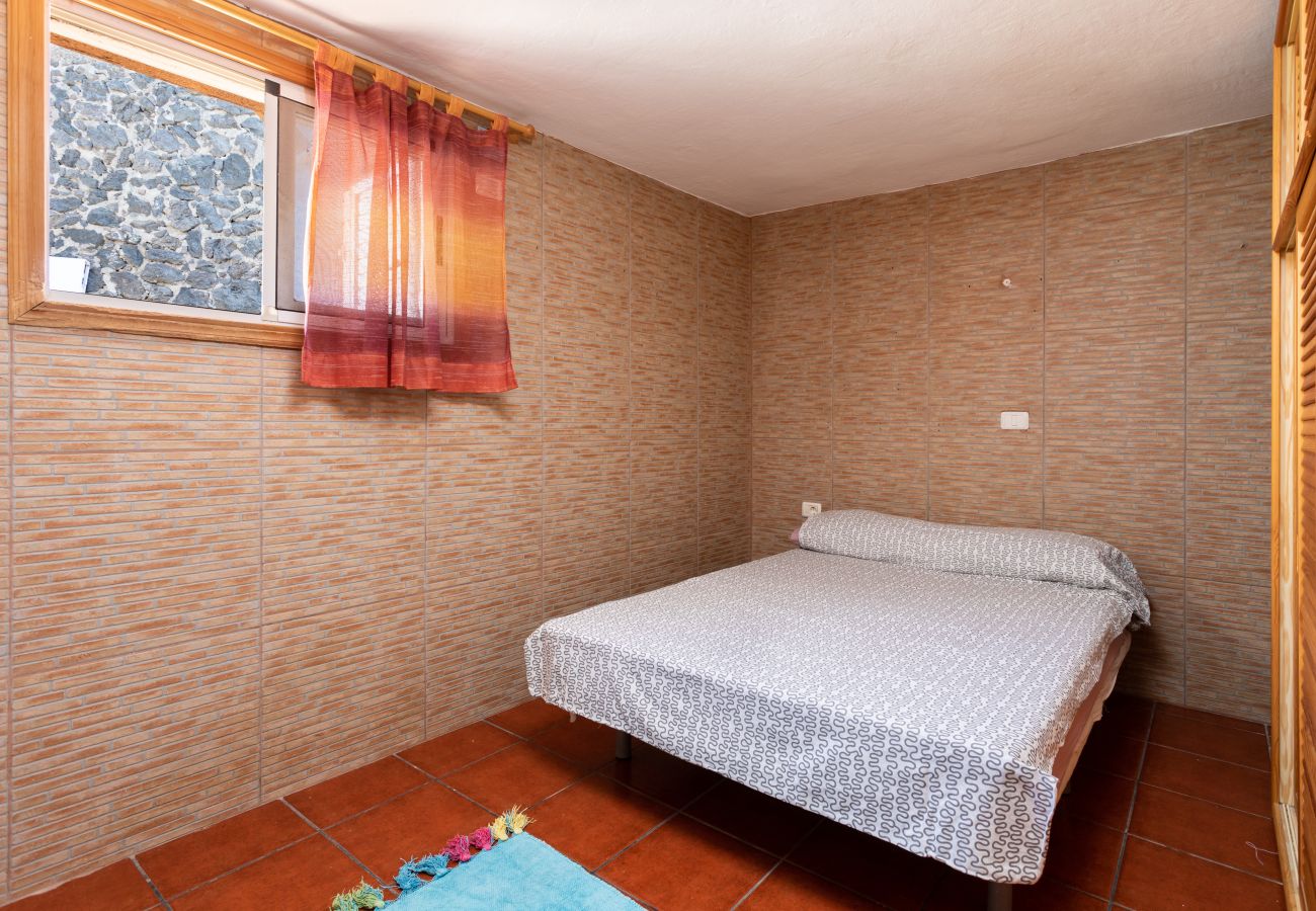 House in Candelaria - Beach house, 5 meters from the sea wifi by Lightbooking