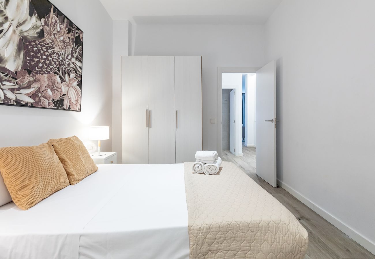 Apartment in Valencia / València - TH Ayuntamiento 2D