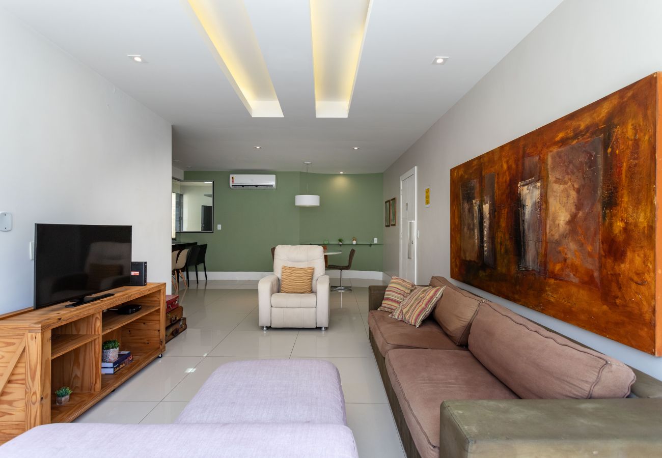 Apartment in Rio de Janeiro - 2 minutes from Copacabana beach | SL1001