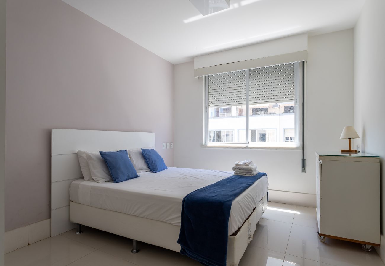 Apartment in Rio de Janeiro - 2 minutes from Copacabana beach | SL1001