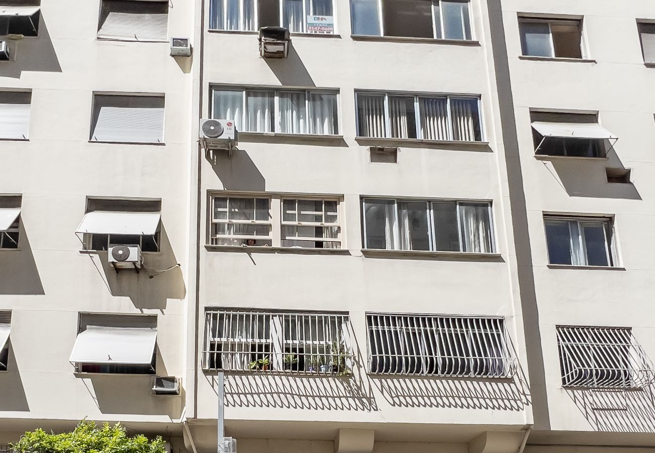 Apartment in Rio de Janeiro - Beautiful in Copacabana | One block from the beach | SL1001 Z3