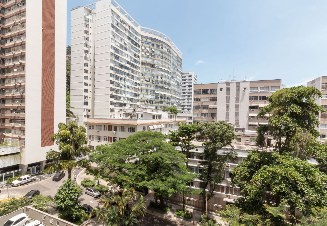 Apartment in Rio de Janeiro - 10 minutes from Ipanema beach | AC402