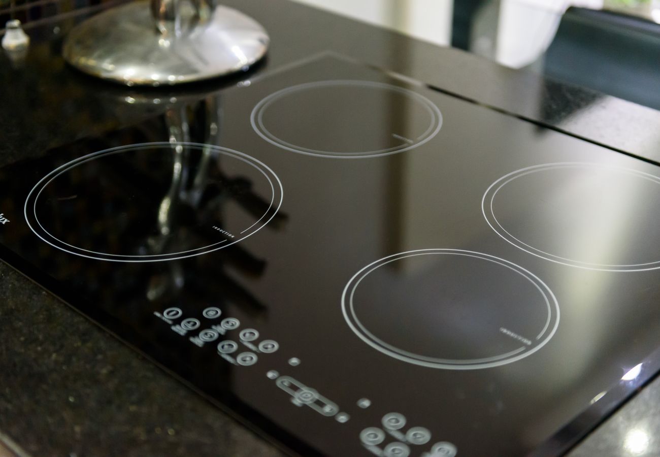 Kitchen equipped with cooktop