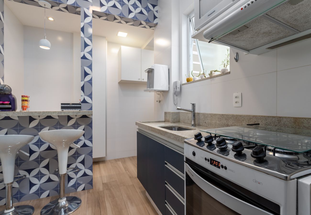 Apartment in Rio de Janeiro - Modern in Copacabana | For couples | SC305LT Z4