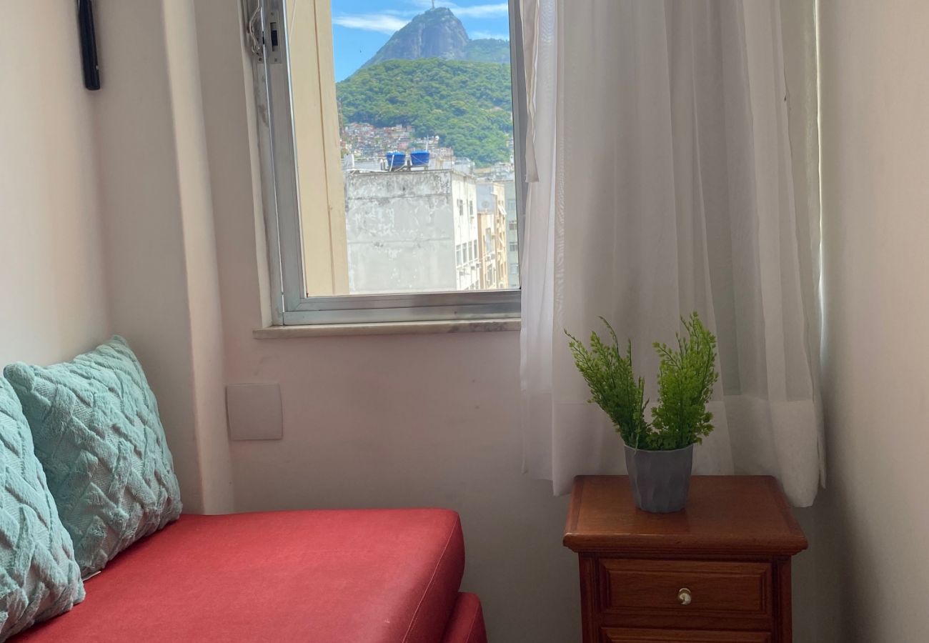 Apartment in Rio de Janeiro - 4 minutes from Copacabana beach | NSC1104