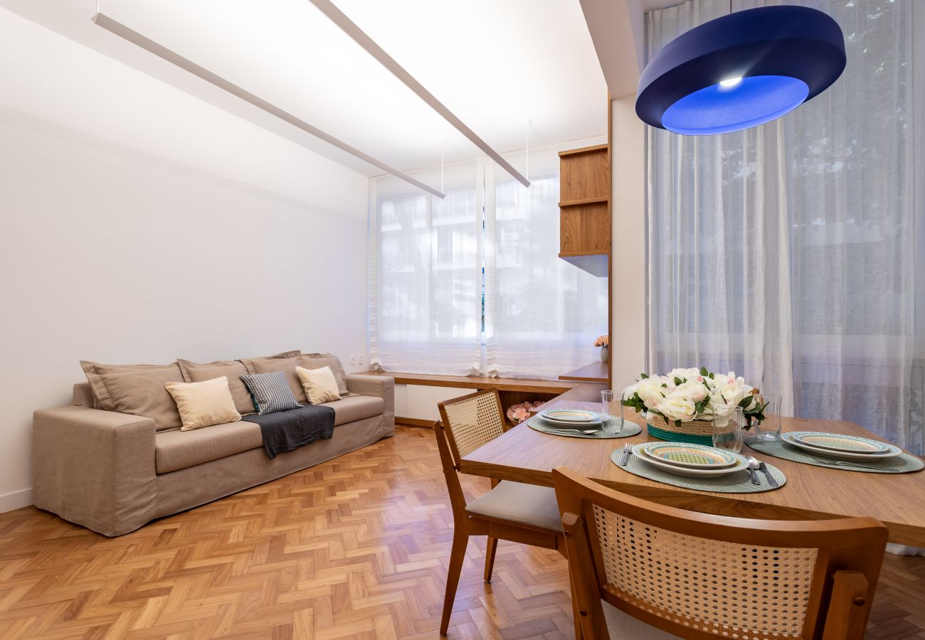 Apartment in Rio de Janeiro - Elegance in Ipanema |Ideal for families| R201 Z1
