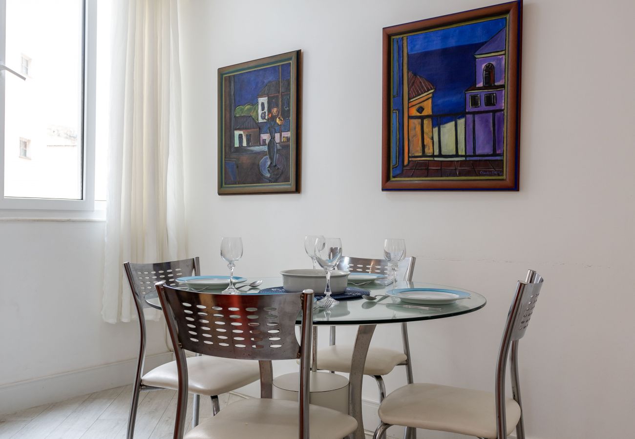 Apartment in Rio de Janeiro - Charm in Copacabana | Large living room | A502 Z3