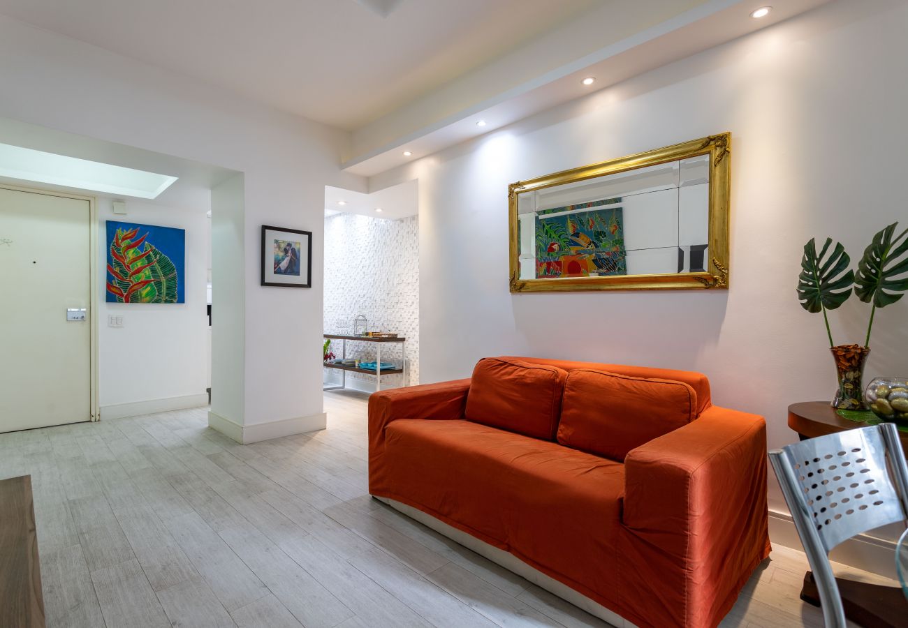 Apartment in Rio de Janeiro - Charm in Copacabana | Large living room | A502 Z3